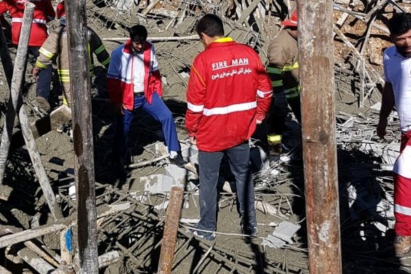 بخشی از یک ساختمان در حال ساخت در شهر یاسوج فروریخت