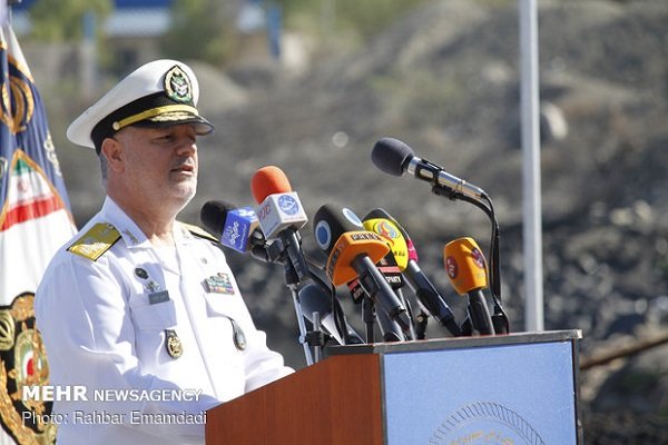 Navy cmdr. vows crushing response to any aggression