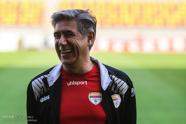 Afshin Ghotbi joins Foolad Khuzestan as head coach  