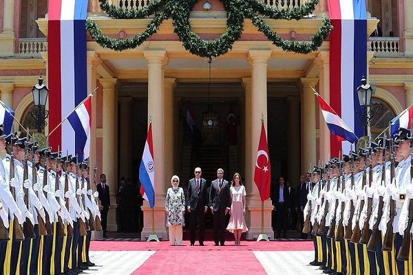 اردوغان با رئیس‌جمهوری پاراگوئه دیدار کرد