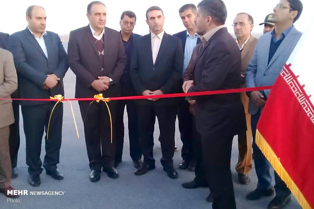 بهره گیری از ظرفیت فرودگاه اراک برای جابجایی محصولات استان مرکزی 