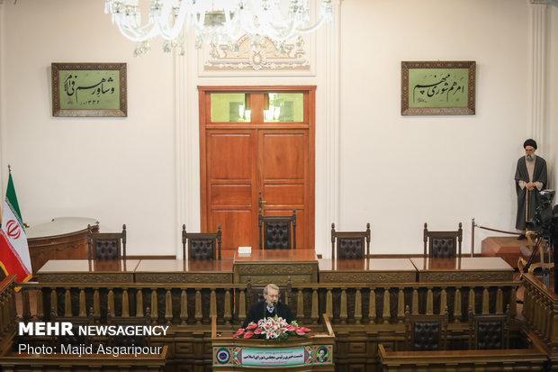 نشست خبری رئیس مجلس شورای اسلامی