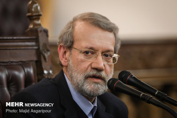 Larijani holds presser