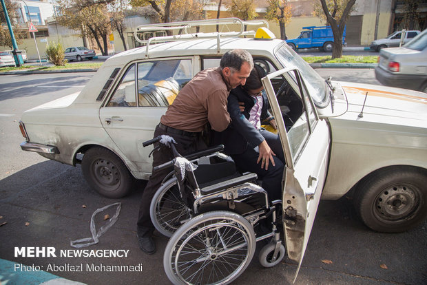 Yadi journalists pay respect to Intl. Day of Persons with Disabilities