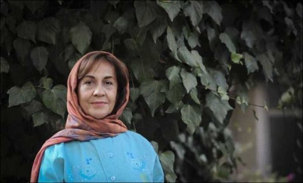 مراکز علمی و دانشگاهی برای احیای لباس‌های سنتی ایران تلاش کنند