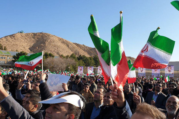 Rouhani addressing people of Shahroud