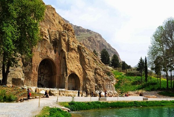 میزبانی طاقبستان از جشنواره ملی « کرمانشاه، پایتخت نوروز ایران»
