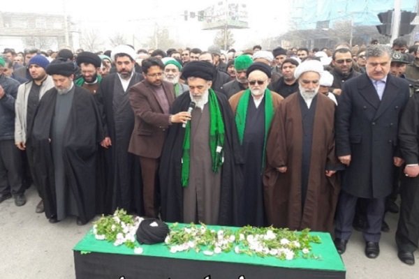 پیکر عارف و زاهد شیروانی تشییع و خاکسپاری شد