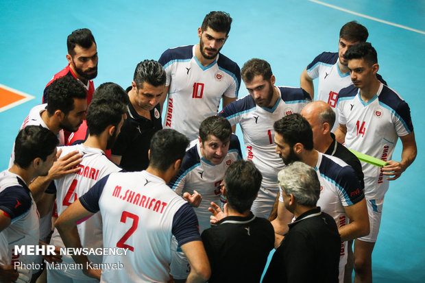 دیدار والیبال سایپا تهران و شهرداری تبریز
