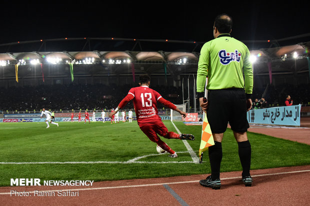 دیدار تیم های فوتبال پدیده و ماشین سازی تبریز