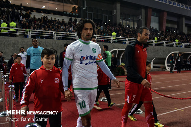 دیدار تیم های فوتبال پدیده و ماشین سازی تبریز