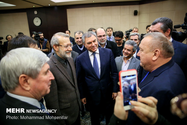 Larijani's meetings with Russian, Pakistani speakers
