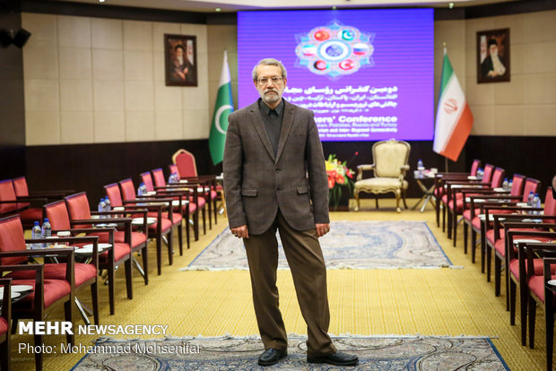 Larijani's meetings with Russian, Pakistani speakers
