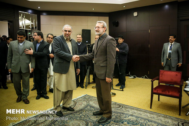 Larijani's meetings with Russian, Pakistani speakers
