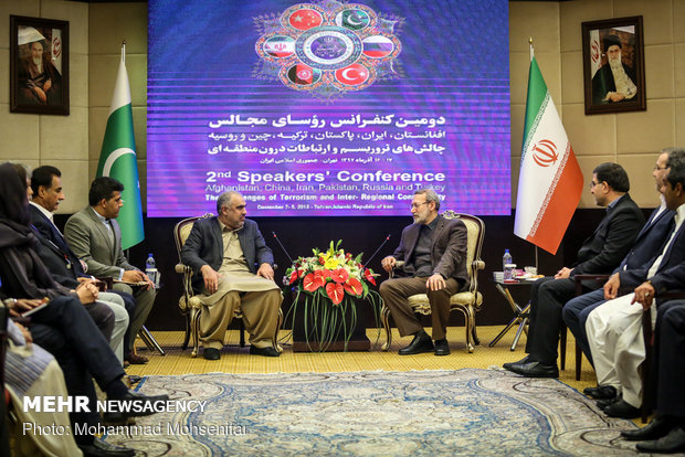 Larijani's meetings with Russian, Pakistani speakers
