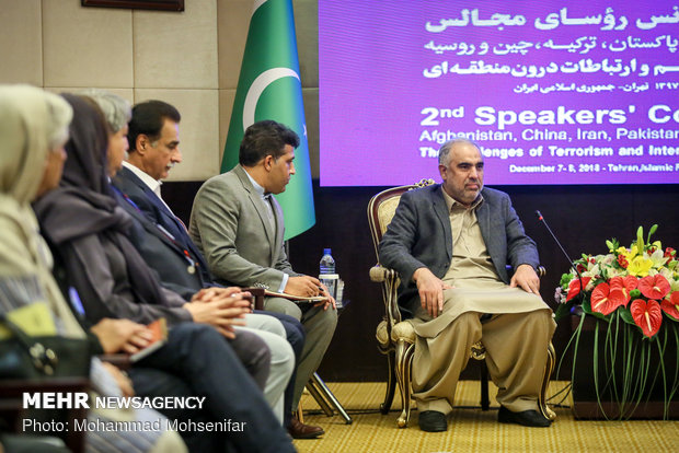 Larijani's meetings with Russian, Pakistani speakers
