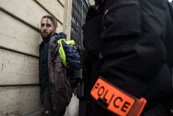 پلیس پاریس ۲۰۰ معترض را بازداشت کرد