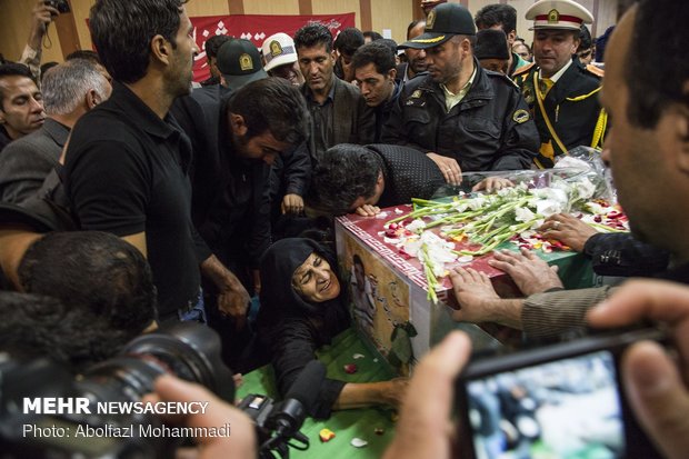 مراسم تشییع پیکر سروان ایرج صفاری شهید امنیت استان یزد