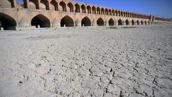 نگاه منطقه محور به «گاوخونی» و «زاینده رود» چاره‌ساز مشکلات نیست