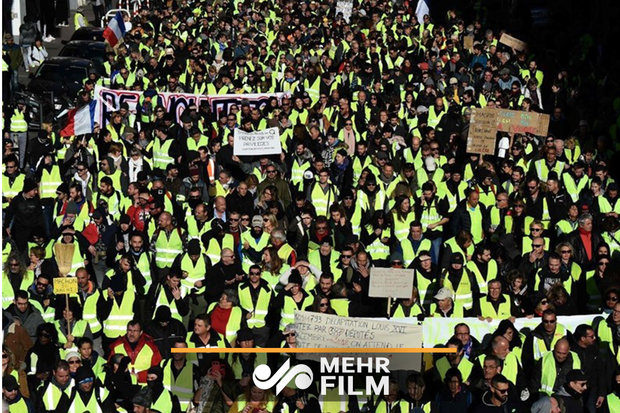 فلم/ پیرس میں عوامی مظاہروں کا سلسلہ جاری
