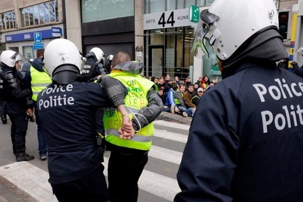 پلیس بروکسل ۵۰ معترض را دستگیر کرد