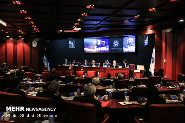 'Fighting Corruption' Conf. at Tehran Chamber of Commerce
