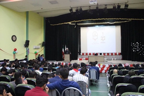 جشن روز دانشجو در بوشهر برگزار شد