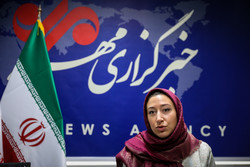 تصمیم عجیبی که دختر آمریکایی در ایران گرفت/ کی‌روش مشاور بانوان!