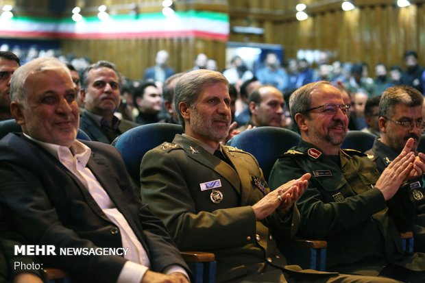 Defense minister’s visit to Malek Ashtar University of Technology