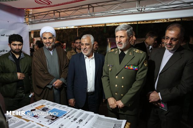 Defense minister’s visit to Malek Ashtar University of Technology