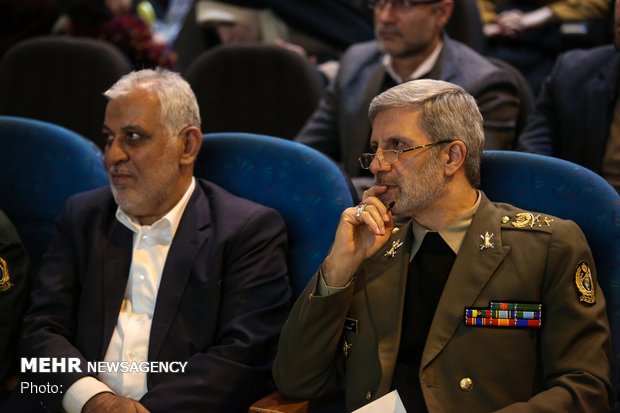 Defense minister’s visit to Malek Ashtar University of Technology