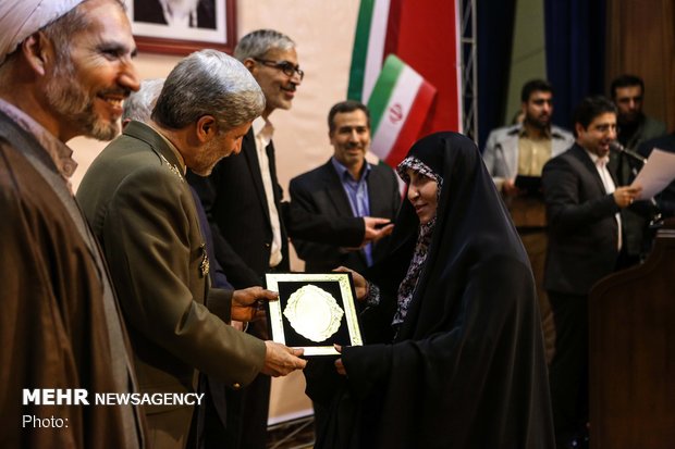 Defense minister’s visit to Malek Ashtar University of Technology