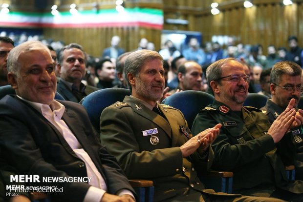 Defense minister’s visit to Malek Ashtar University of Technology