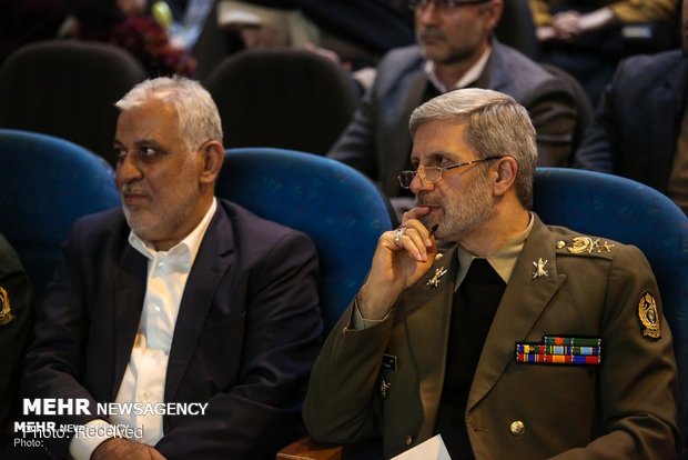 Defense minister’s visit to Malek Ashtar University of Technology