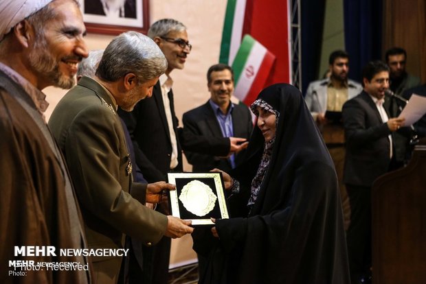 Defense minister’s visit to Malek Ashtar University of Technology