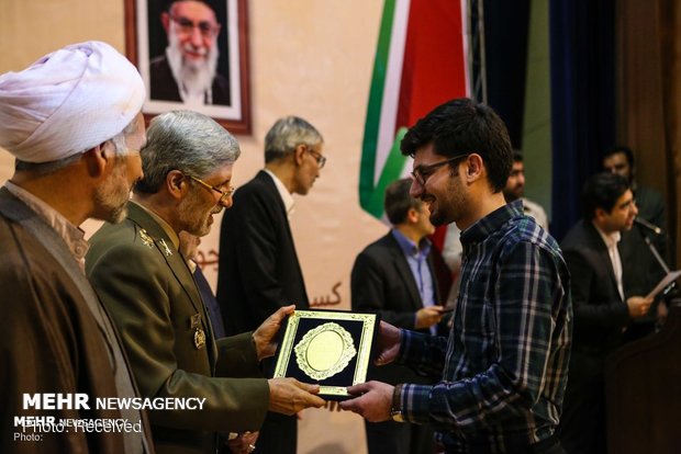 Defense minister’s visit to Malek Ashtar University of Technology
