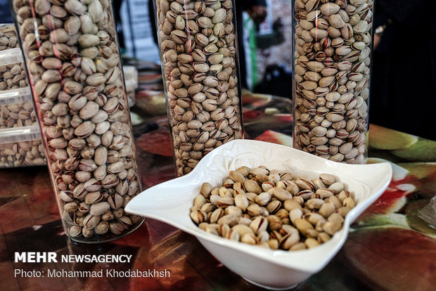 Organic food exhibition in Tehran