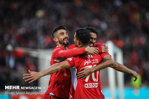 Persepolis vs. Pars Jonoubi (3-1)