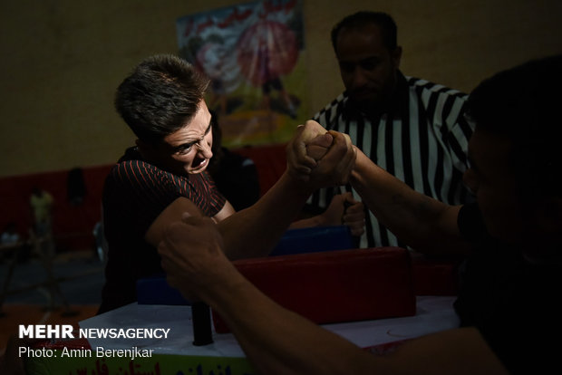 Arm wrestling championship in Fars prov.