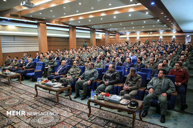 Army Aviation elites meet in Tehran 