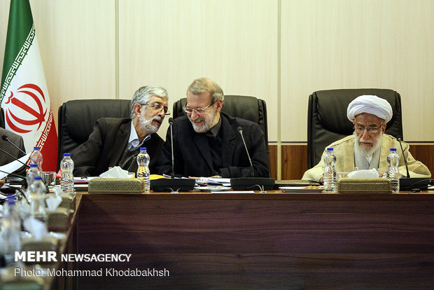 Expediency Council meeting