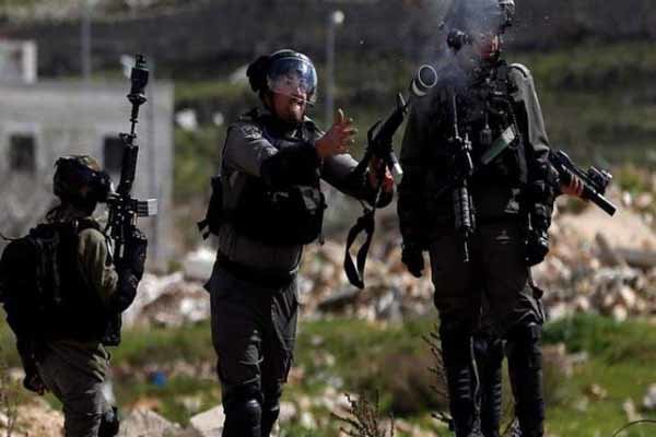 بازداشت ۴۲۱ فلسطینی از سوی صهیونیستها طی ماه گذشته میلادی