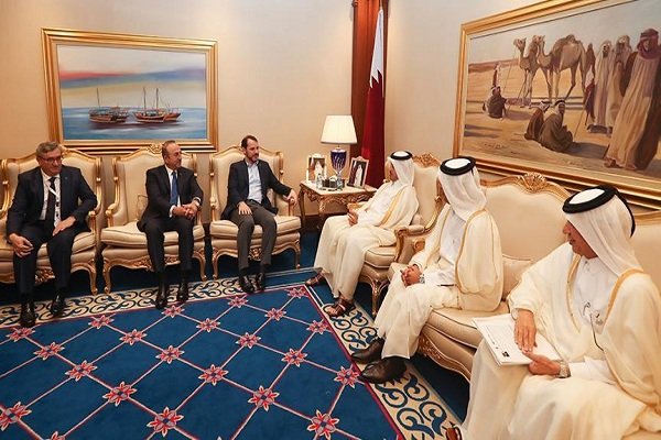 وزیر خارجه ترکیه با نخست‌وزیر قطر دیدار کرد