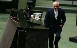 Parl. National Security Commission opposes suing FM Zarif in court