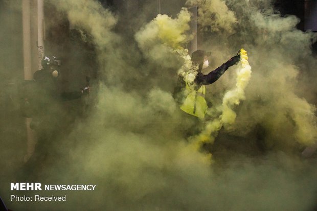 توسل به سلاح شیمیایی برای فرو نشاندن اعتراضات جلیقه زردهای فرانسه