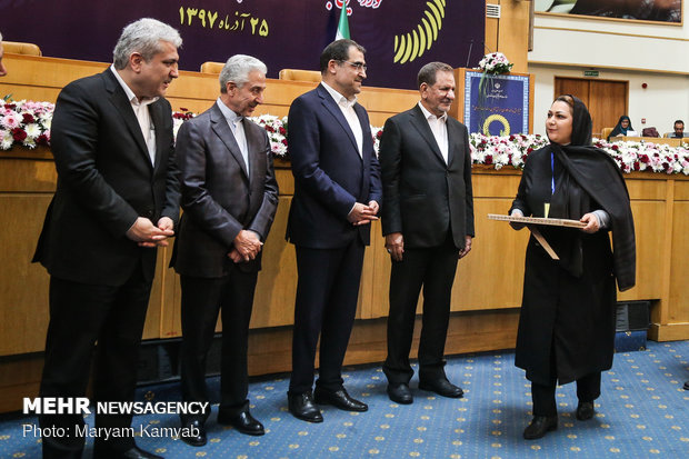 Award ceremony for top Iranian researchers, scientists