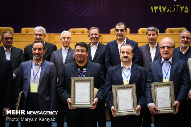 Award ceremony for top Iranian researchers, scientists