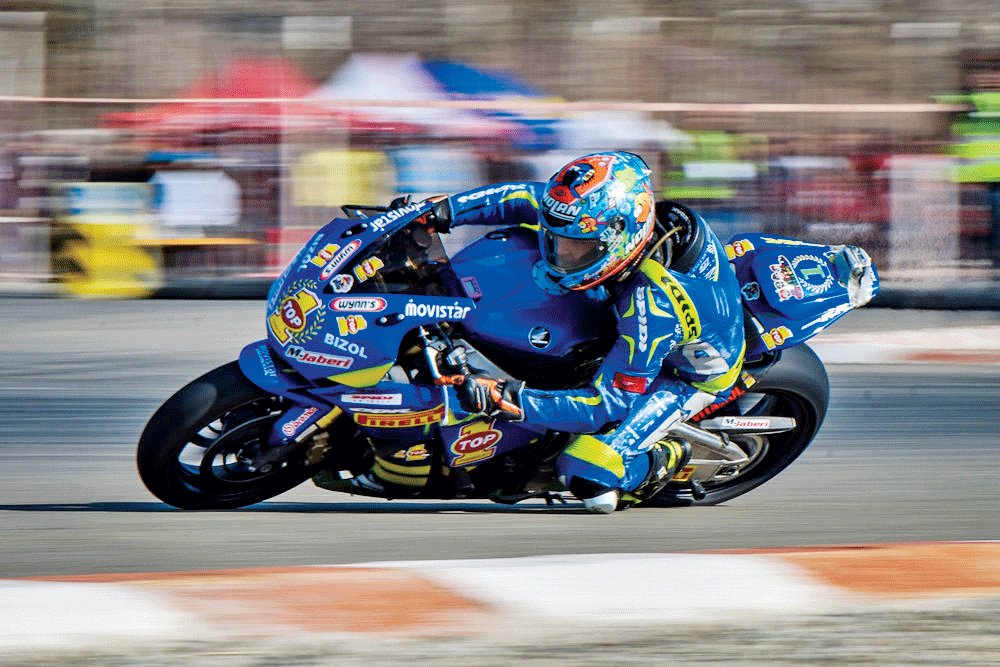 Motorcycle racing held in Tehran’s Azadi Stadium