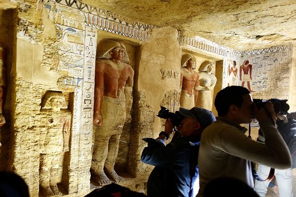 VIDEO: 4,400-year-old tomb discovered in Egypt