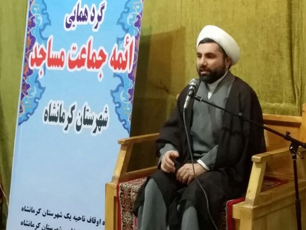 لزوم نهادینه کردن فرهنگ زکات و صدقه